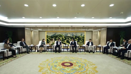 股票学习网 进出口银行董事长陈怀宇与建设银行董事长张金良举行会谈